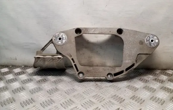 Audi Q5 SQ5 Rear differential/diff mount bracket 8K0599287G
