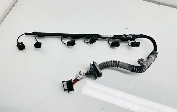 BMW 3 E90 E91 Fuel injector wires 756070503