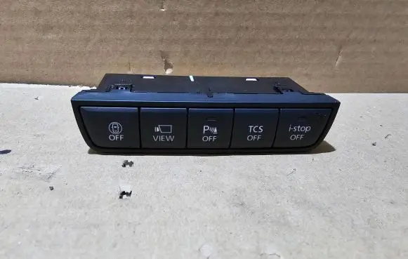 Mazda CX-30 Parking (PDC) sensor switch DGBC66170A