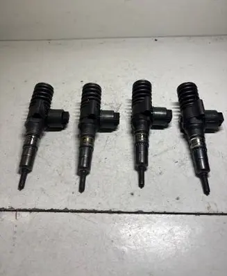 Audi A6 S6 C6 4F Fuel injectors set 03G130073G