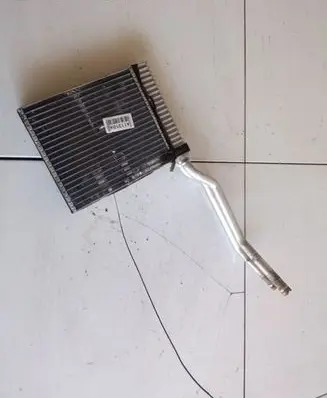 Ford Focus Heater blower radiator