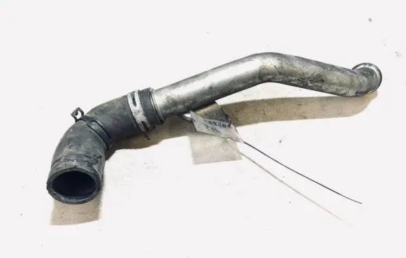 Ford C-MAX I Engine coolant pipe/hose