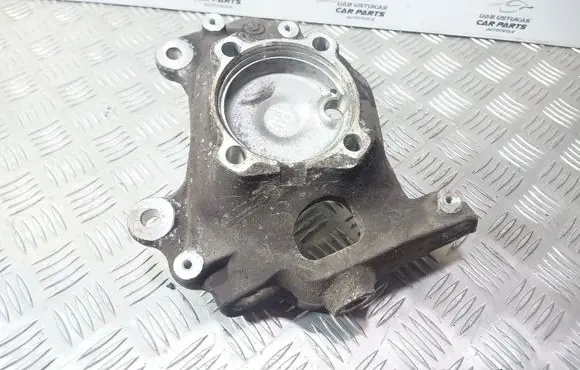 BMW 5 E60 E61 Front wheel hub spindle knuckle 6960954