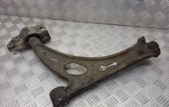 Volkswagen Touran I Front control arm 1KO407153G