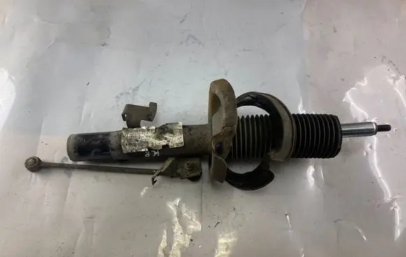 Volvo V40 Front shock absorber/damper p31317928
