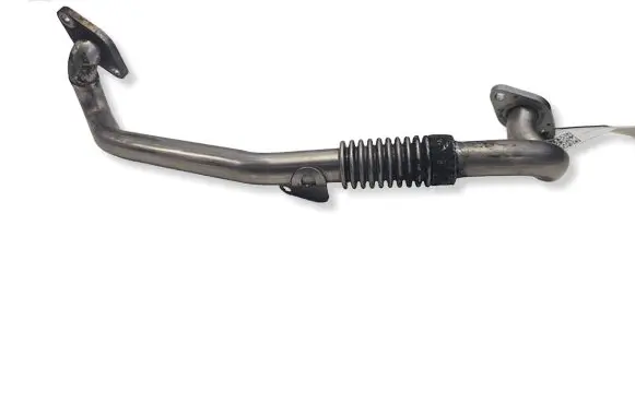 Volkswagen PASSAT CC EGR valve line/pipe/hose 03L131521V