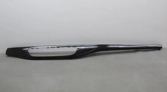 Dashboard glove box trim