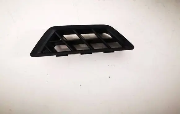 Audi Q4 e-tron Dash center air vent grill 89C819794