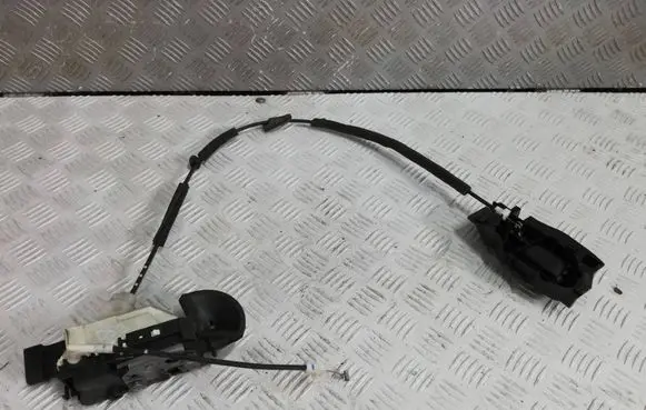 Citroen DS3 Front door lock
