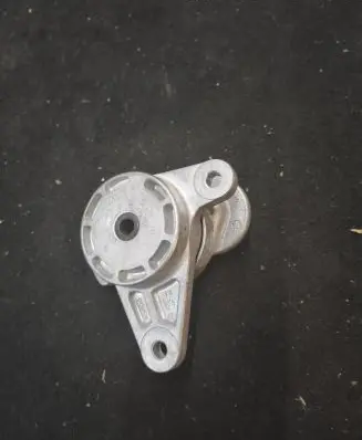 Volkswagen Caddy Generator/alternator belt tensioner 04L903315A