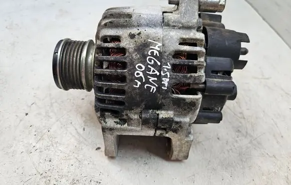 Renault Megane II Generator/alternator 8200667608