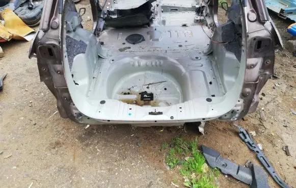 Peugeot 2008 I Trunk bottom trim panel 