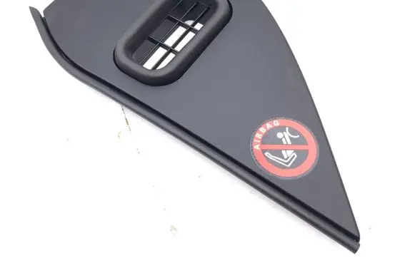 Maserati Ghibli Dashboard side end trim 670010827