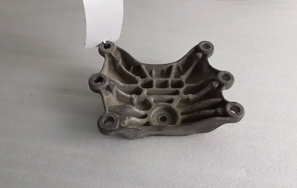 Porsche Macan (95B) Gearbox mounting bracket 95B399115