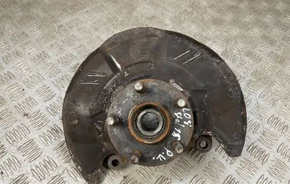 Subaru Legacy Front wheel hub
