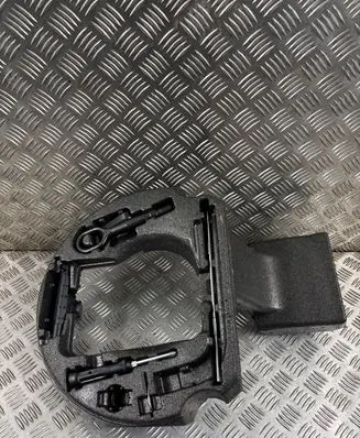 Audi A7 S7 4G Tool box 4G0012109F