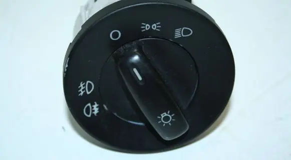 Skoda Octavia Mk2 (1Z) Light switch 1Z0941431C 748500470000