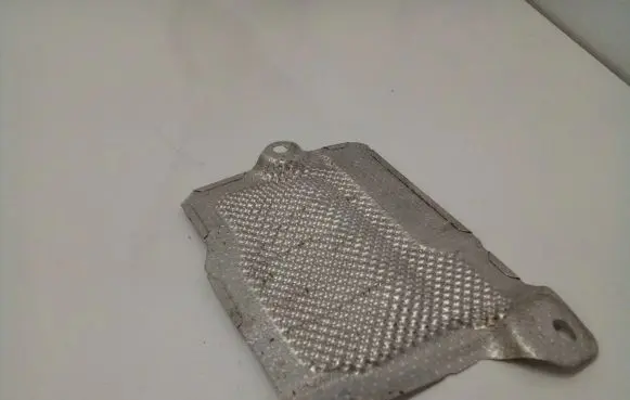 Exhaust heat shield