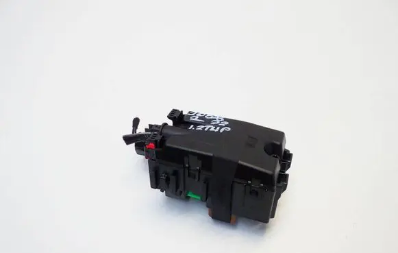 Peugeot 2008 II Fuse box set 9812661980