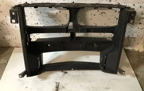 BMW X5 F15 Radiator mount bracket C21314102