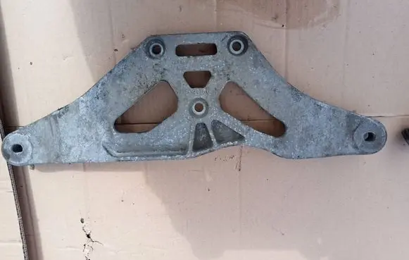 Audi A6 S6 C5 4B Rear differential/diff mount bracket 4F0599287