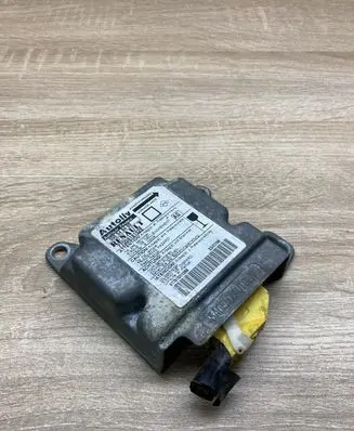 Renault Megane I Airbag control unit/module 7700418152E 550548400