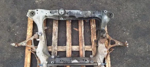Volvo XC90 Front subframe