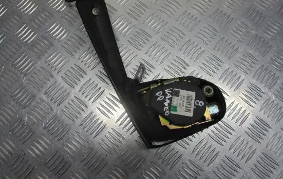 Mercedes-Benz Vaneo W414 Front seatbelt
