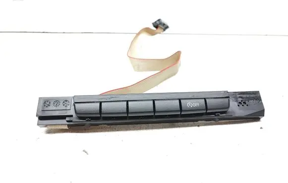 Traction control (ASR) switch