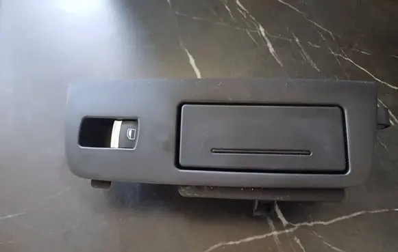 Audi Q7 4L Rear door ashtray 4L0959522A P0110556