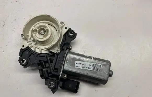 Audi A8 S8 D4 4H Front door soft close latching motor 4F0837060