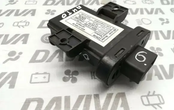 Volvo S80 Light module LCM 30795078 0DAC405 532275.850