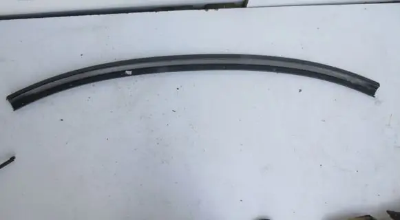 Audi A3 S3 8P Windshield trim 8P7845389A