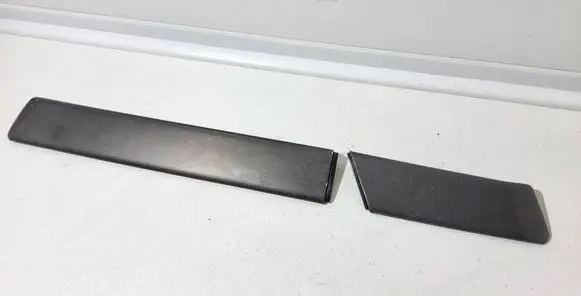 Rear door trim (molding)