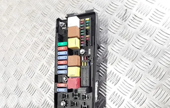 Opel Signum Fuse module 460023260 71EA7H