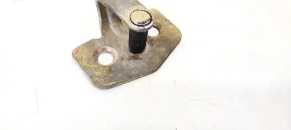 Opel Astra G Front door lock loop/hook striker 