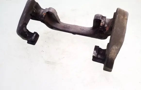 BMW X5 F15 Front Brake Caliper Pad/Carrier 