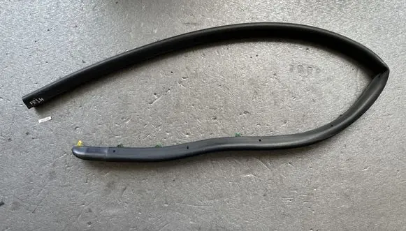 Jeep Grand Cherokee (WJ) Front door rubber seal 55136115AC