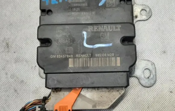 Renault Trafic III (X82) Airbag control unit/module 985106142R