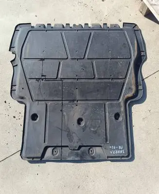 Volkswagen Sharan Engine splash shield/under tray 7N0825235