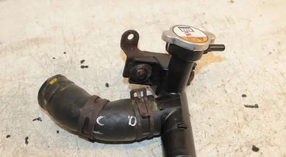 KIA Ceed Engine coolant pipe/hose R423ATBFA