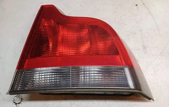 Volvo S60 Rear/tail lights 8664080 8664082