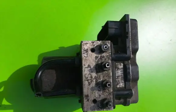 Audi A4 S4 B8 8K ABS Pump 8K0907379AQ 805900127
