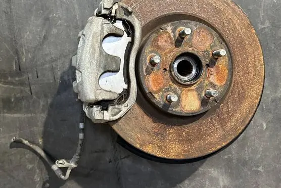 Subaru Outback (BS) Front wheel hub spindle knuckle