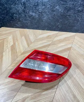 Mercedes-Benz C W204 Rear/tail lights 2048200264 753002 E121692201