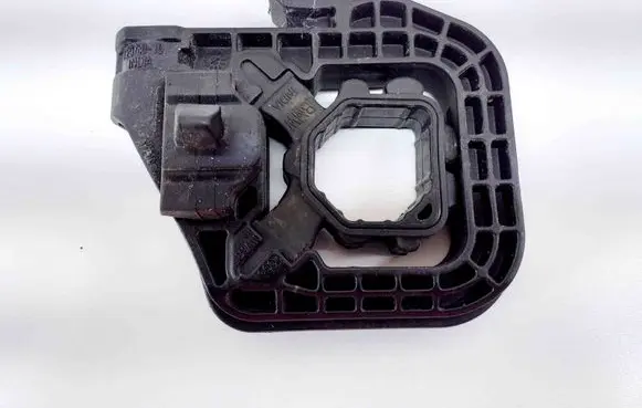 Radiator support slam panel bracket