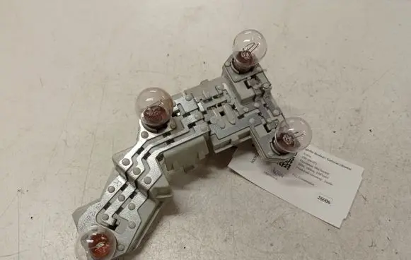 Volvo V50 Tail light bulb cover holder 281222