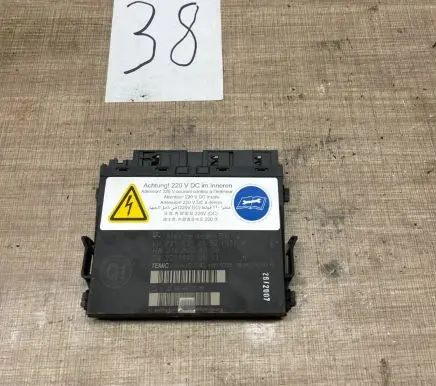 Mercedes-Benz S W221 Seat control module 2214422611 2168204326 2218702192