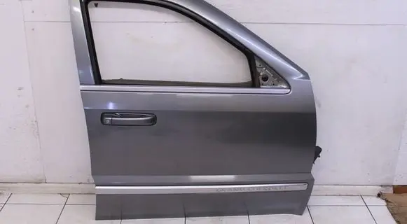 Jeep Grand Cherokee (WK) Rear door
