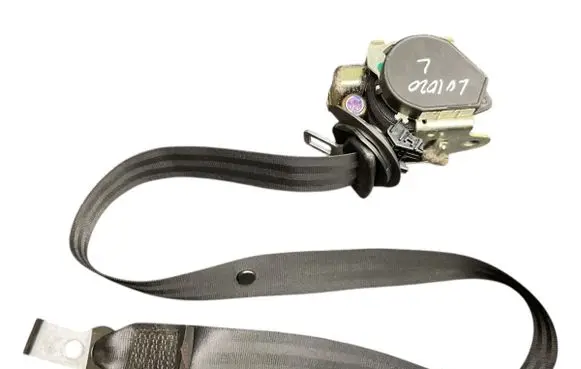 Seat Leon (1P) Front seatbelt 1P0857705A 04167117